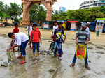 Mumbaikars participate in the beach clean-up drive