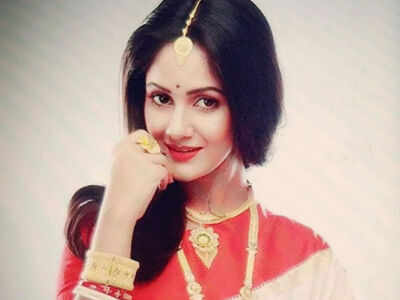 Actress Trina Saha shares her 'desi look'; See pic