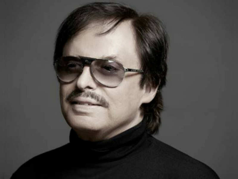 Sanjay Khan is coming up with an autobiography - Times of India