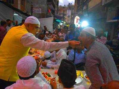 RSS Muslim wing to hold Eid Milan; SP, Congress see it as 'gimmick'