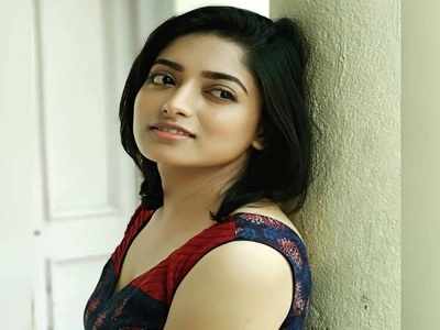 Isha Saha’s latest picture puzzles her fans
