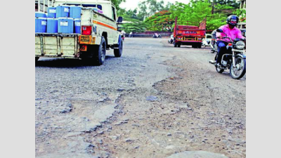 Industrialists irked over bad roads, defunct streetlights