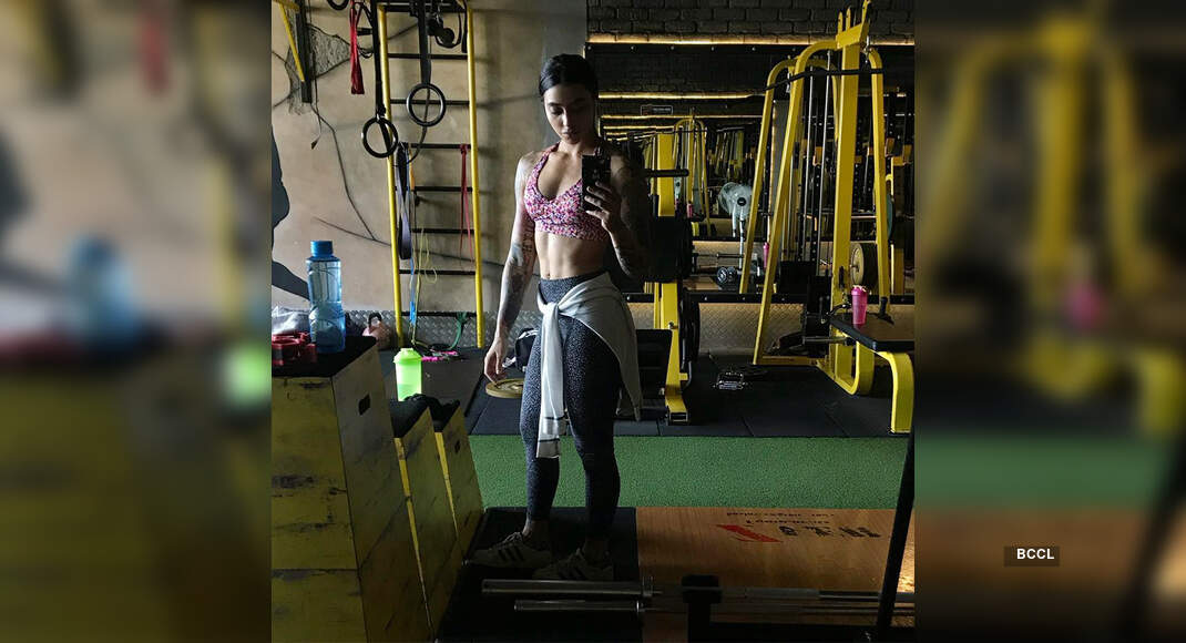 Gurbani Judge aka Bani J clicks a selfie after a gruelling