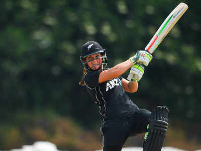 17-year-old Amelia Kerr blasts 232* to record highest individual score in women's ODIs