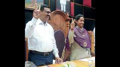 Bijal Patel is mayor, Makwana her deputy
