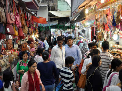 Markets witness rush for last-minute Eid shopping | Patna News - Times ...