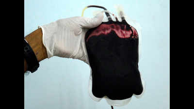 Civil hospital blood bank garner 276 blood bags on World Blood Donor Day