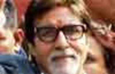I can be a gentleman only up to a point: Bachchan warns abusive blogger