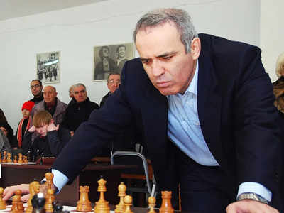 Today (April 13) the 13th World Chess Champion Garry Kasparov turns 60!!  The position is from his Immortal Game played against Bulgarian GM…