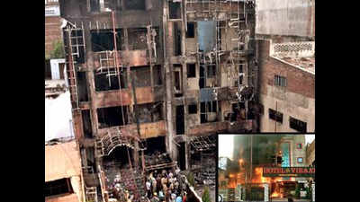 2-year girl among 6 charred in blaze, 2 hotels gutted