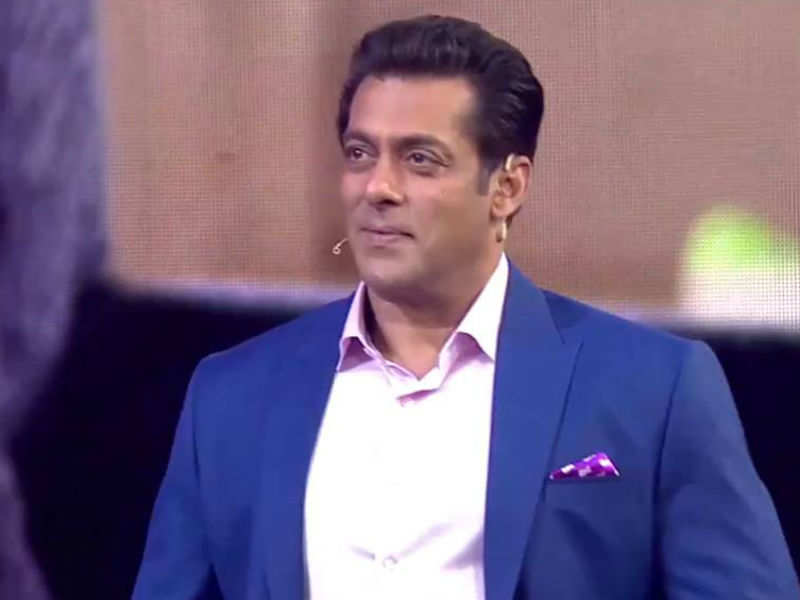 Dus Ka Dum 3 19th June 2018 Episode 6 Salman Khan Wells Up On Watching His Father S Touching Message Times Of India dus ka dum 3 19th june 2018 episode 6