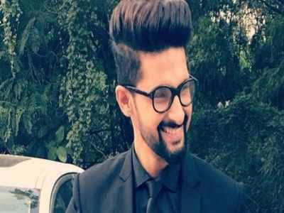Ravi Dubey and Raftaar have a face-off; check out