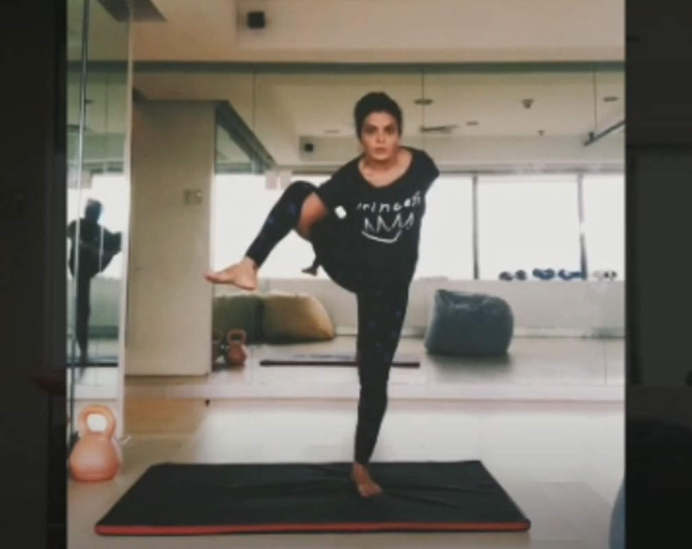 
Actress Sheeba Akashdeep celebrates World Yoga Day
