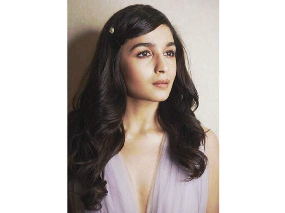 Celebrity inspired hairstyles which are perfect for the monsoon :::MissKyra