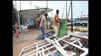 CCP, casino staff finally start taking down encroachment from footpath