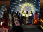 Celebs attend fashion fundraiser
