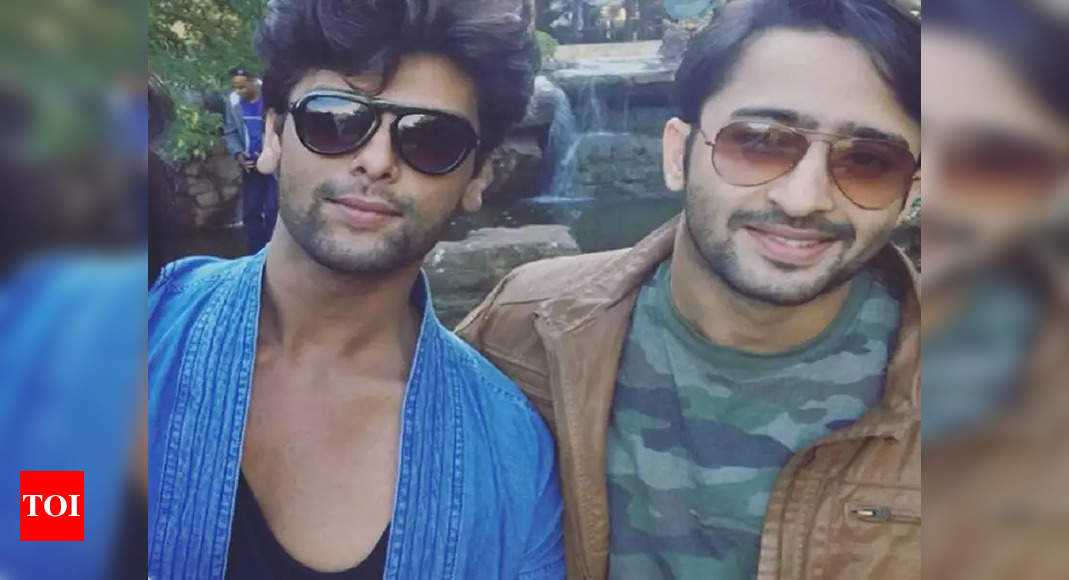 Kushal Tandon And Shaheer Sheikh Take Bromance To Next Level - Times Of ...