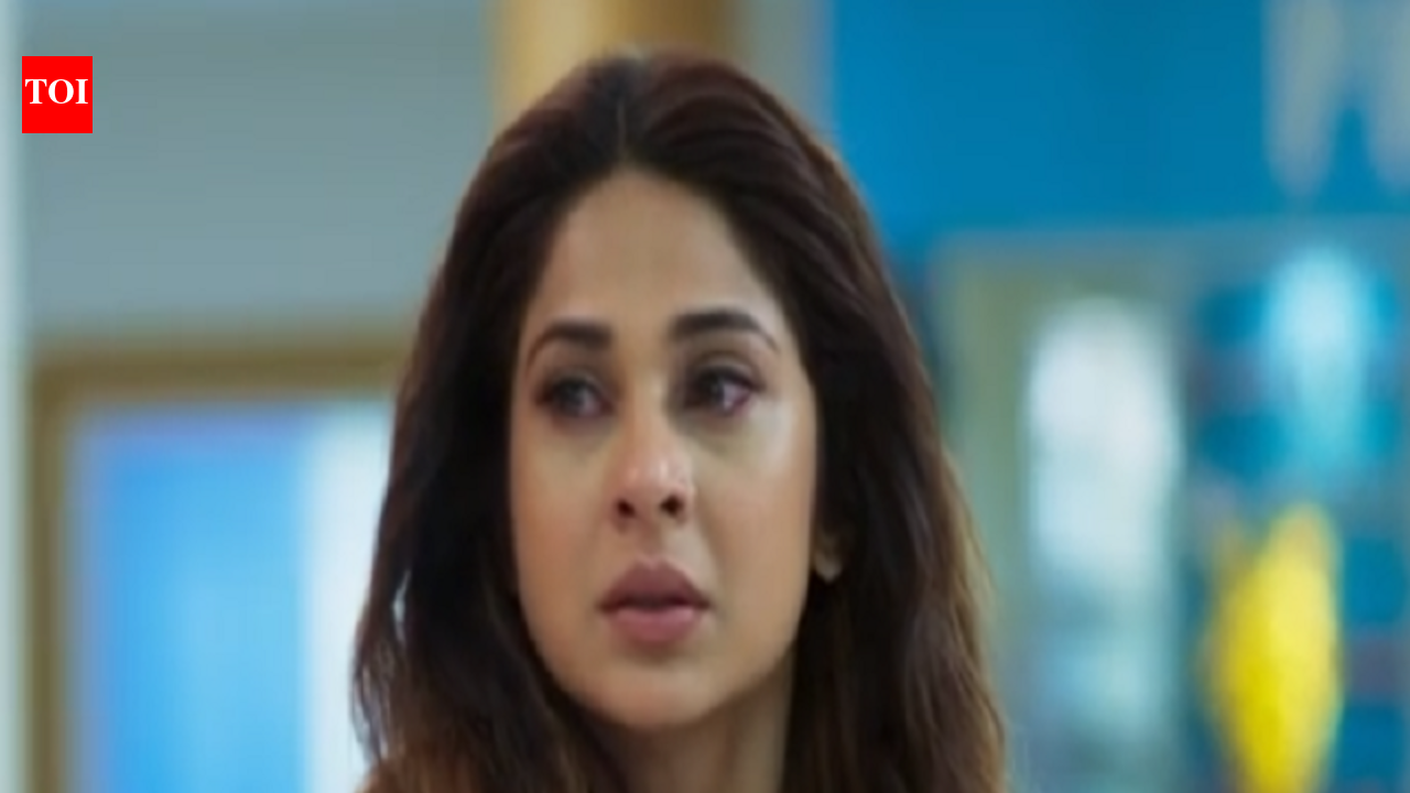 Bepannah written update, June 25, 2018: Mahi instigates Zoya to reopen the case - The Times of India
