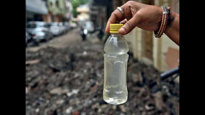 Houses in Katargam, Ved Road supplied contaminated water