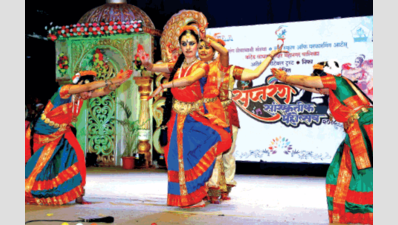 A colourful show of classical dance at Saptarang Mahotsav