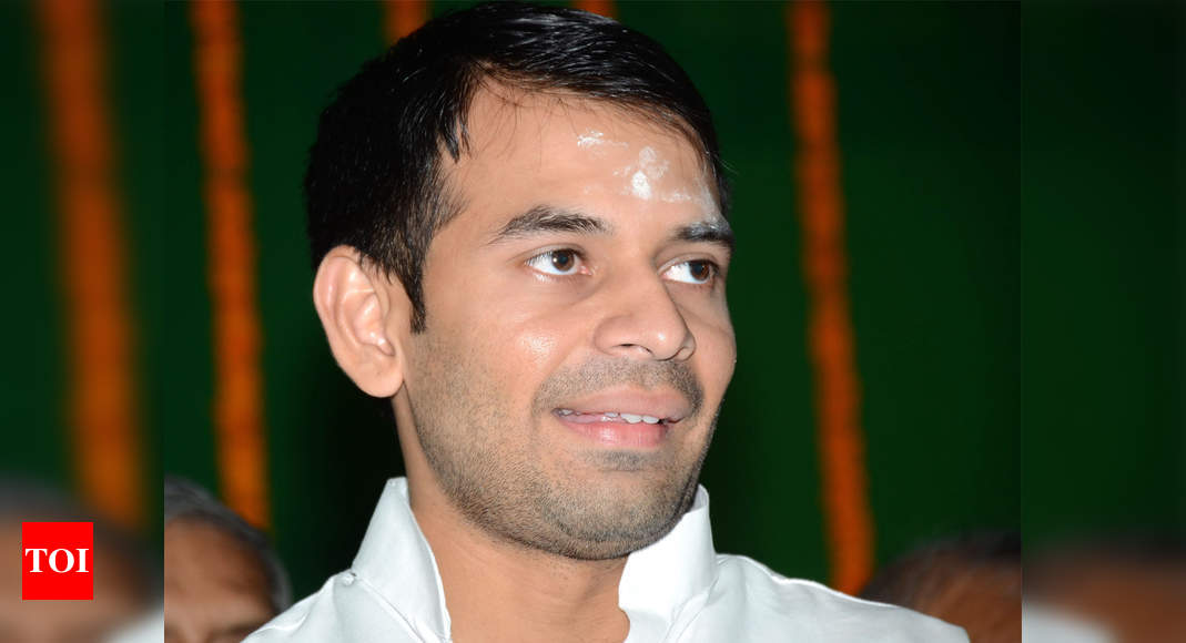 Lalu Prasad's son Tej Pratap to try luck in movies, again Patna News