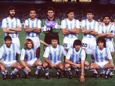 The Italy team line up for a group photo prior to the FIFA World Cup  News Photo - Getty Images