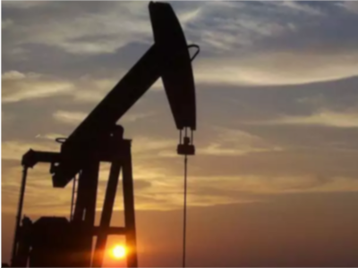 Oil & gas scrips sink on weak rupee, rising crude