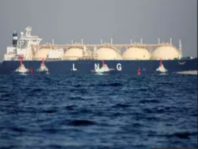 India hunting for shorter LNG deals with import demand doubling