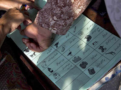 Pakistan Elections Pakistan voters to get one more hour in July