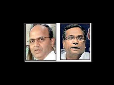 Vijay Bhaskar, DV Prasad frontrunners for chief secretary ...