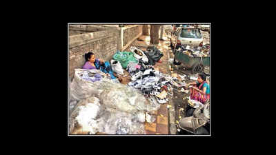 Confused & scared, citizens dump ‘banned’ waste along roads