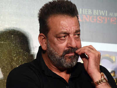 Sanjay Dutt reaches late for special screening of his film ‘Sanju’