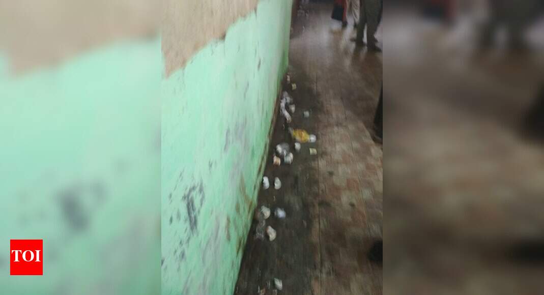 outside the court in sealdah court Times of India