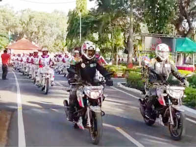 Vijay Diwas celebrations: Army cops ride from Bengaluru to Kargil