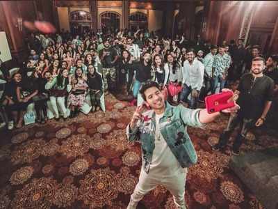 Bollywood singer Armaan Malik spends quality time with fans at his first ever meet-and-greet