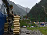 ITBP personnel play saviour for Amarnath yatris