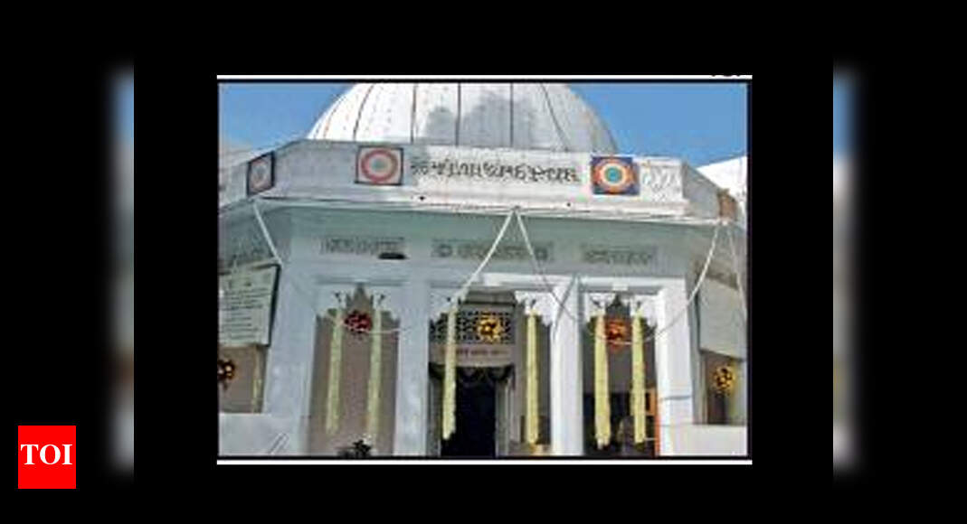 Gujarat University: Gender deadline: MJ Library bars girls after 7.30 ...