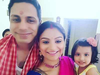 Bigg Boss fame Dimpy Ganguly has a gala time at her brother's pre-wedding celebrations