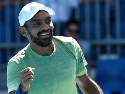 Divij Sharan-Artem Sitak advance to second round at Wimbledon