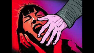 Autorickshaw driver molests 17-year-old on her way to tuitions
