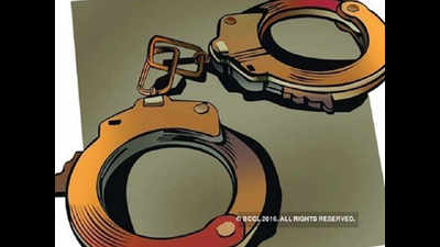 Two arrested for possessing drugs worth Rs 20,000