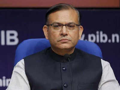 Opposition slams BJP leader Jayant Sinha for garlanding lynching convicts