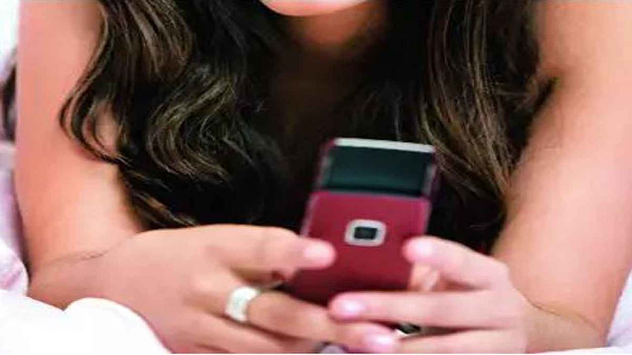 Beware of those online sirens: Sex and blackmail are taking on a vicious  new life on the internet - Times of India