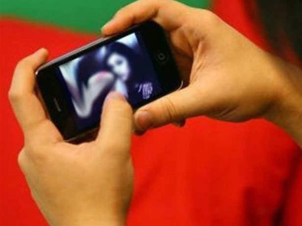 Beware! Sextortion, blackmail on the rise in India Tech pic photo