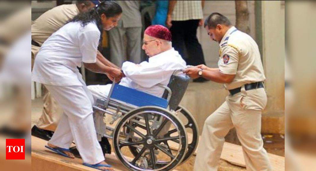 election-commission-eyes-voting-from-home-for-disabled-india-news