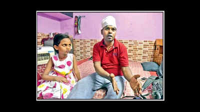 Robbery: Fruit vendor robbed in Sector 33 | Chandigarh News - Times of ...