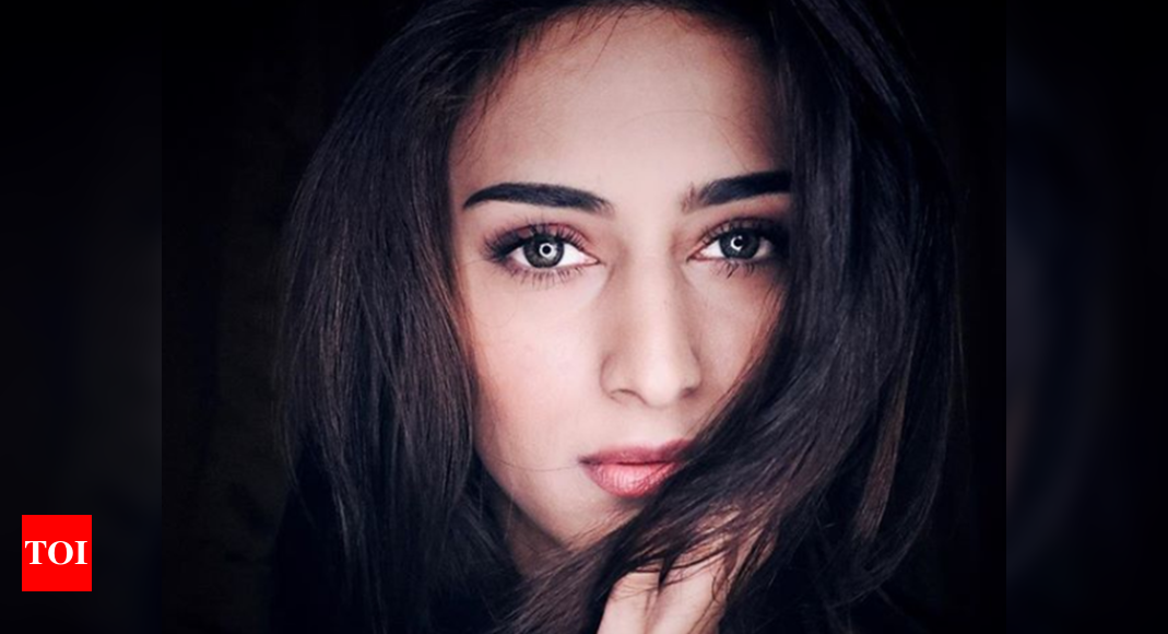 Erica Fernandes begins shooting for Kasautii Zindagii Kay promo - Times