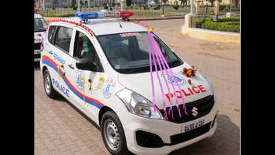 Multi-coloured beacons for cop vehicles soon