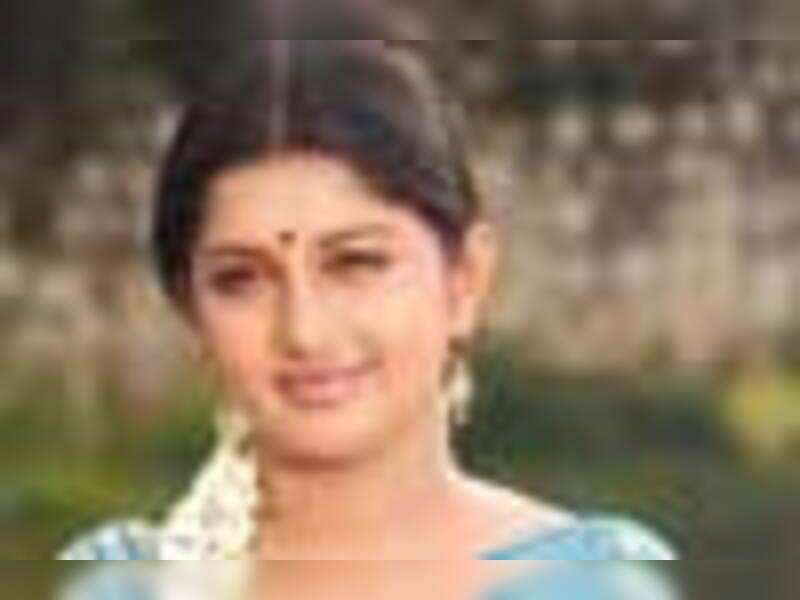 Meera Jasmine to tie knot with Mandolin? Regional Movie News Times of India