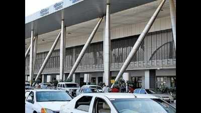 Airport expansion encounters hurdles